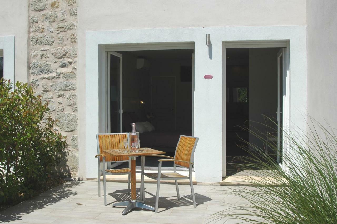Les Jardins De Soulane B&B - Adults Only Belcastel-et-Buc Exterior foto